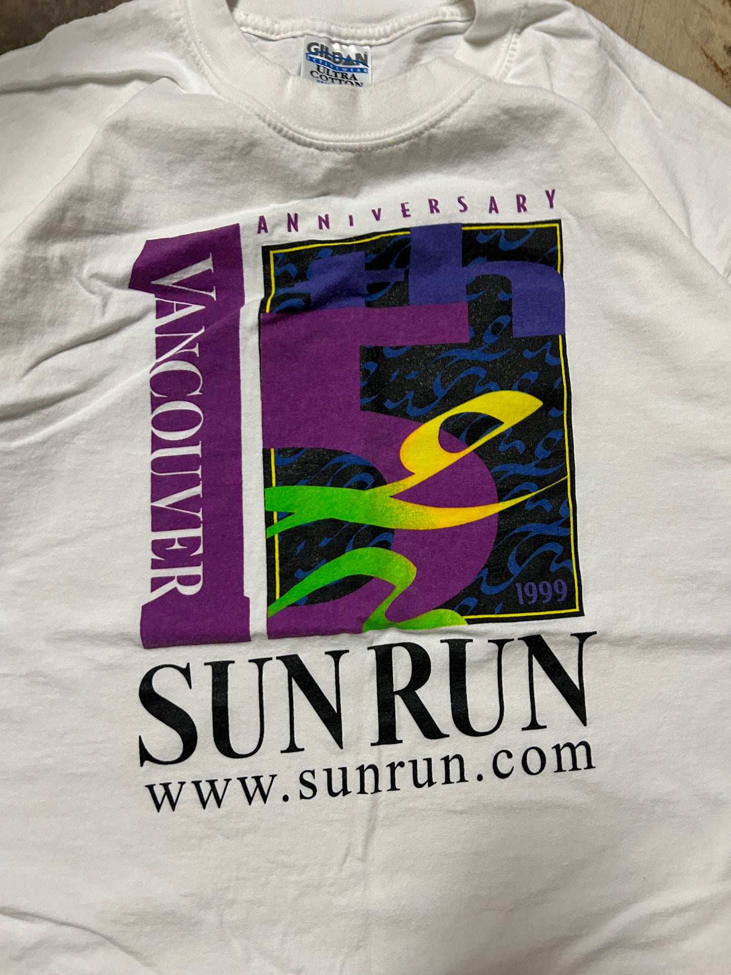 Vintage 1999 Vancouver Sun Run Tee (XL)