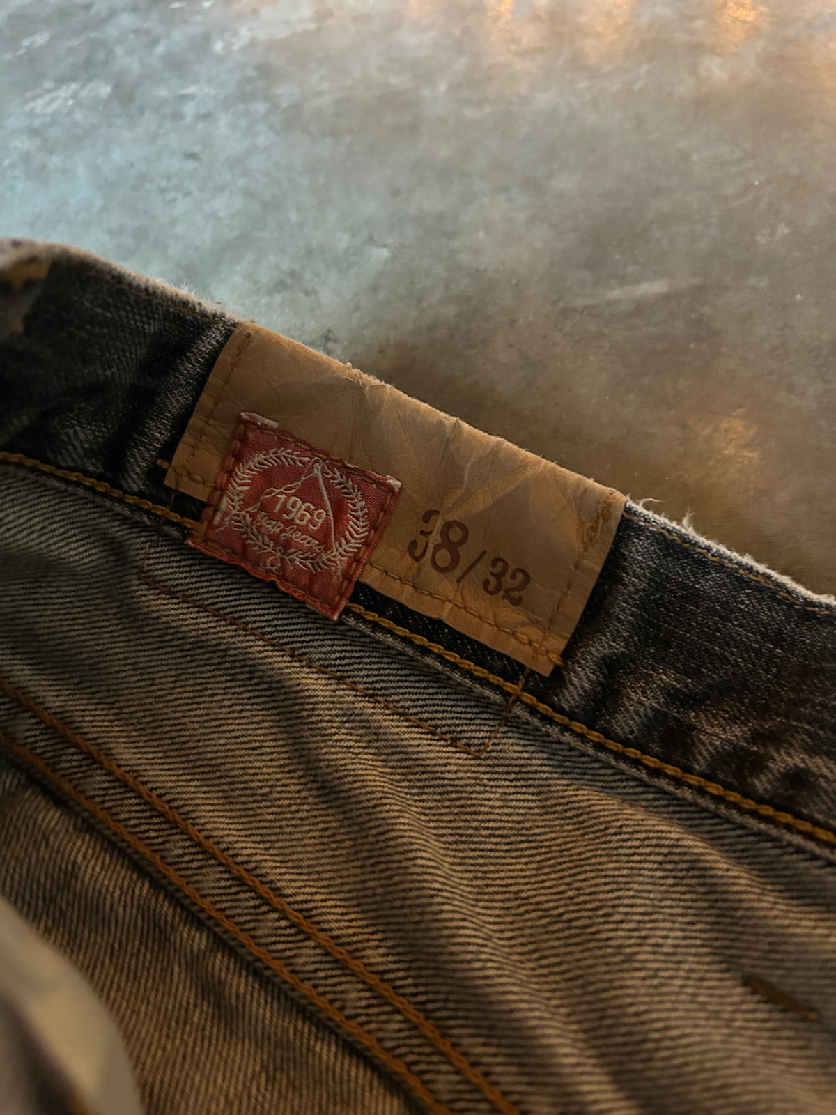 Vintage Baggy Faded Grey Gap Jeans (38x32)